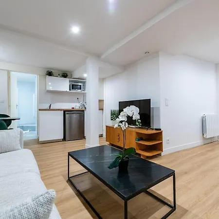 Appartement Avenue Breteuil Family - 11 Pers - Unique - Cosy *