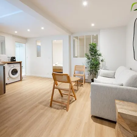 Avenue Breteuil Family - 11 Pers - Unique - Cosy Appartement *